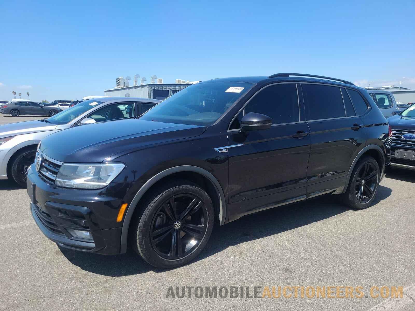 3VV3B7AX1KM118877 Volkswagen Tiguan 2019