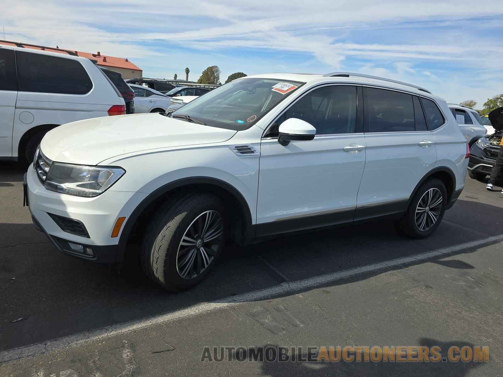 3VV3B7AX2JM012968 Volkswagen Tiguan 2018