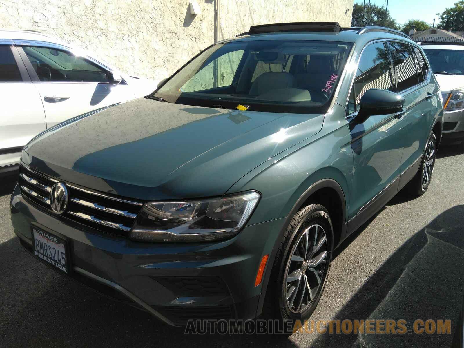 3VV3B7AX2KM196732 Volkswagen Tiguan 2019