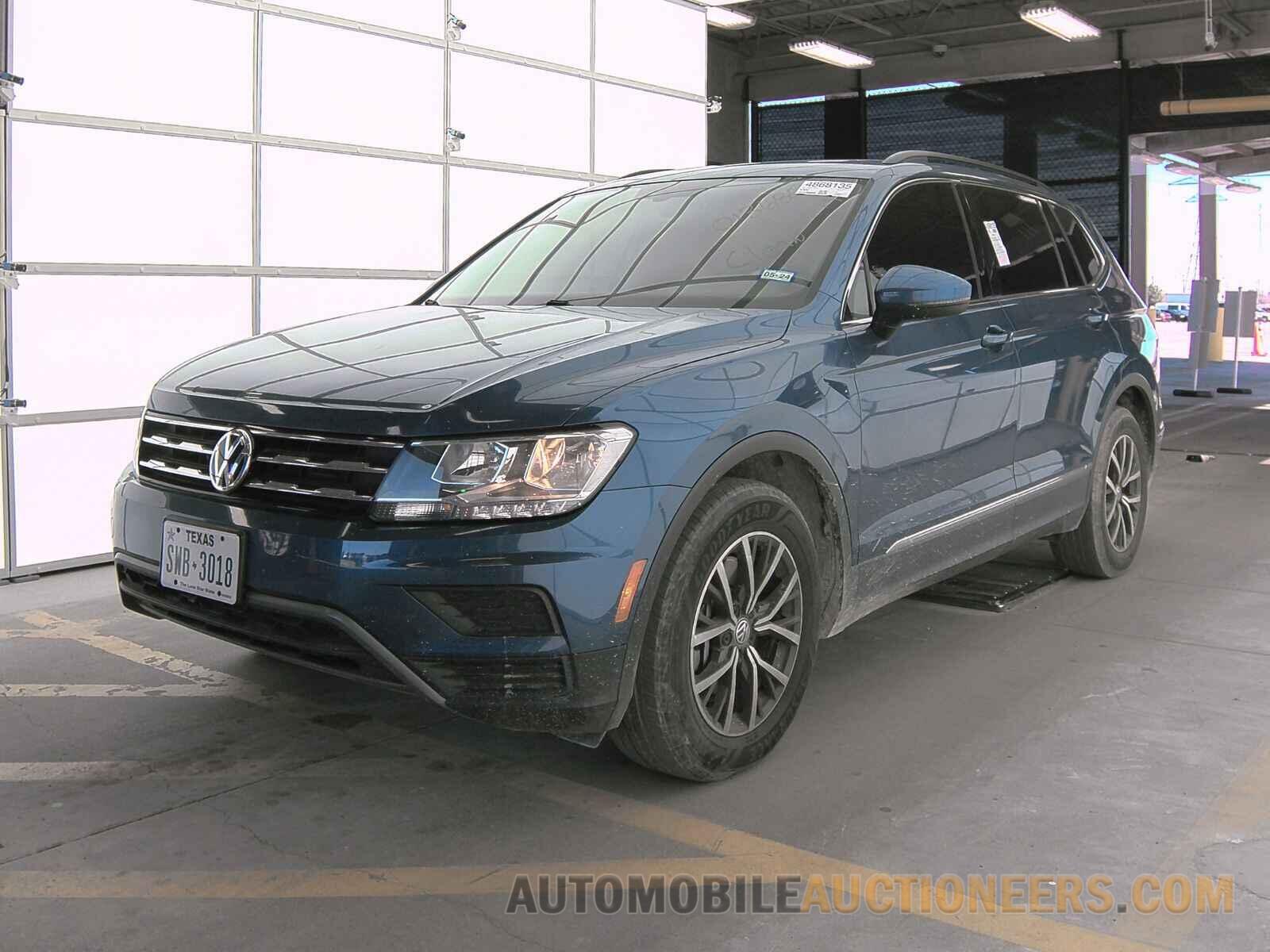 3VV3B7AX2LM013685 Volkswagen Tiguan 2020