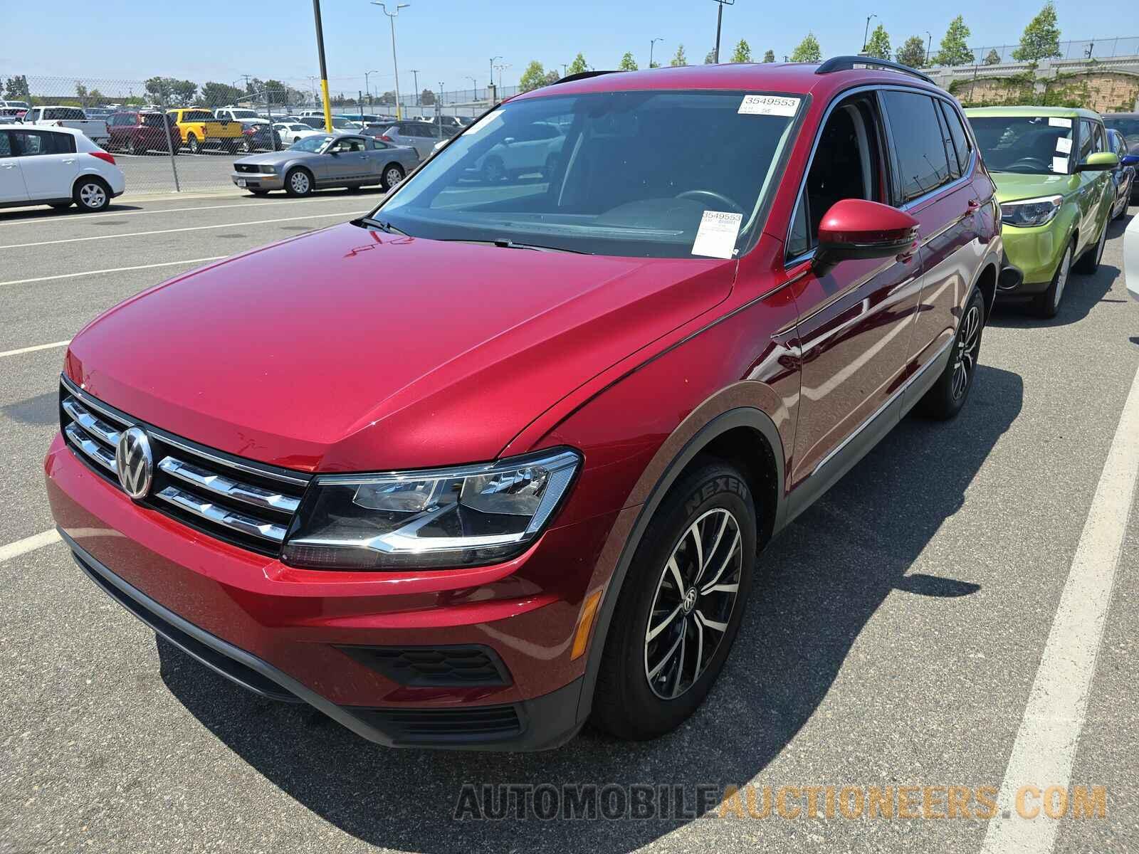 3VV3B7AX2MM029953 Volkswagen Tiguan 2021