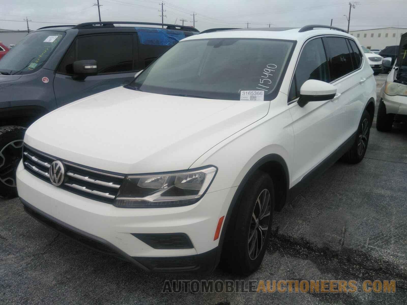 3VV3B7AX2MM115490 Volkswagen Tiguan 2021