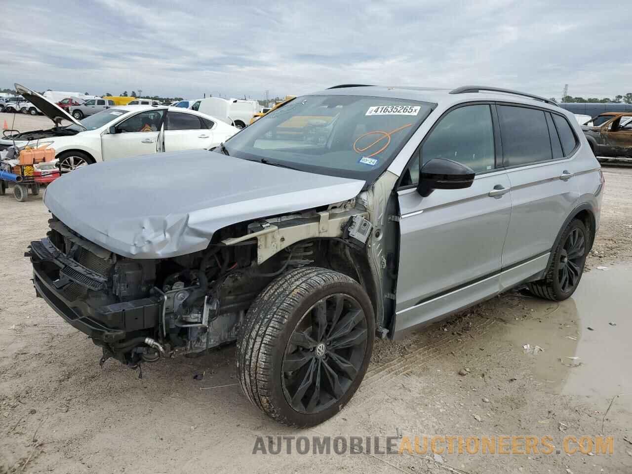 3VV3B7AX3MM018427 VOLKSWAGEN TIGUAN 2021