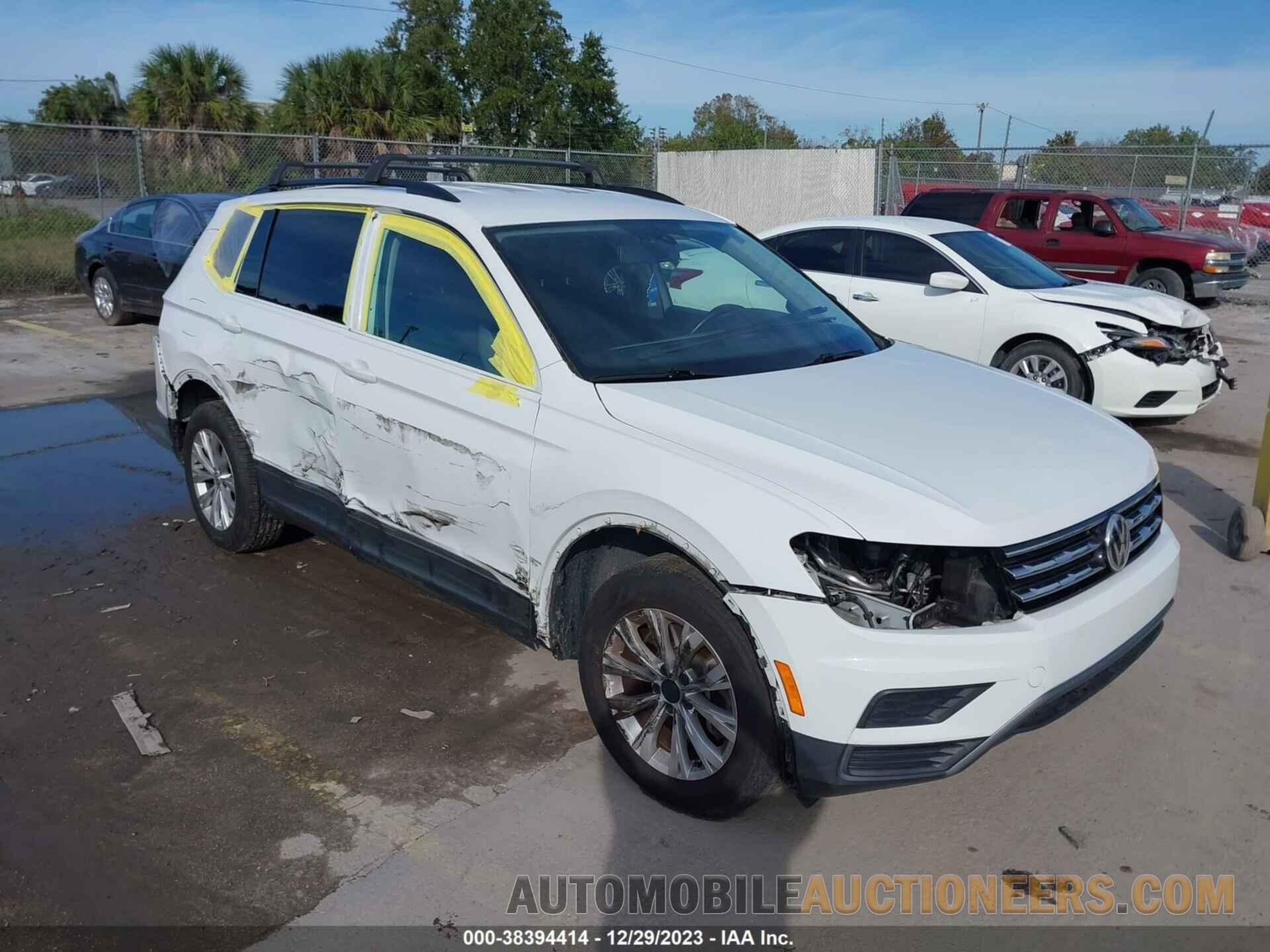 3VV3B7AX4JM109296 VOLKSWAGEN TIGUAN 2018