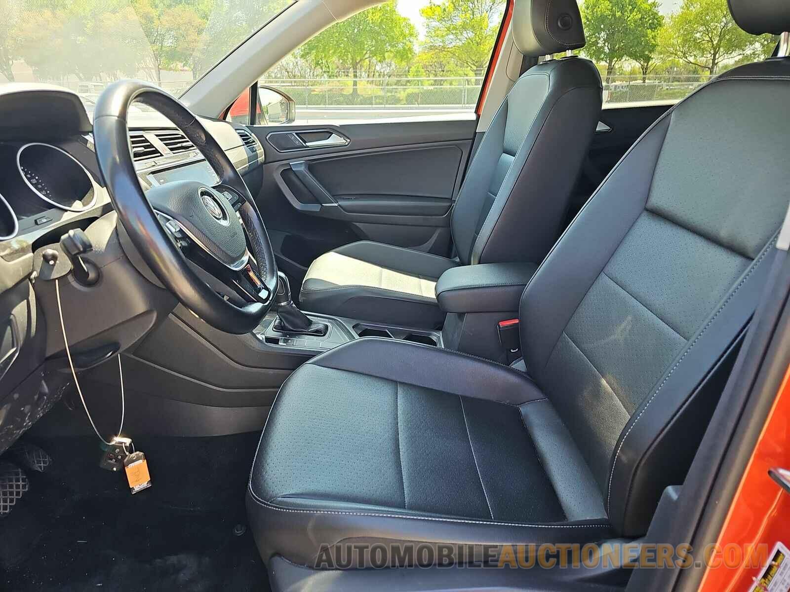 3VV3B7AX4JM213772 Volkswagen Tiguan 2018