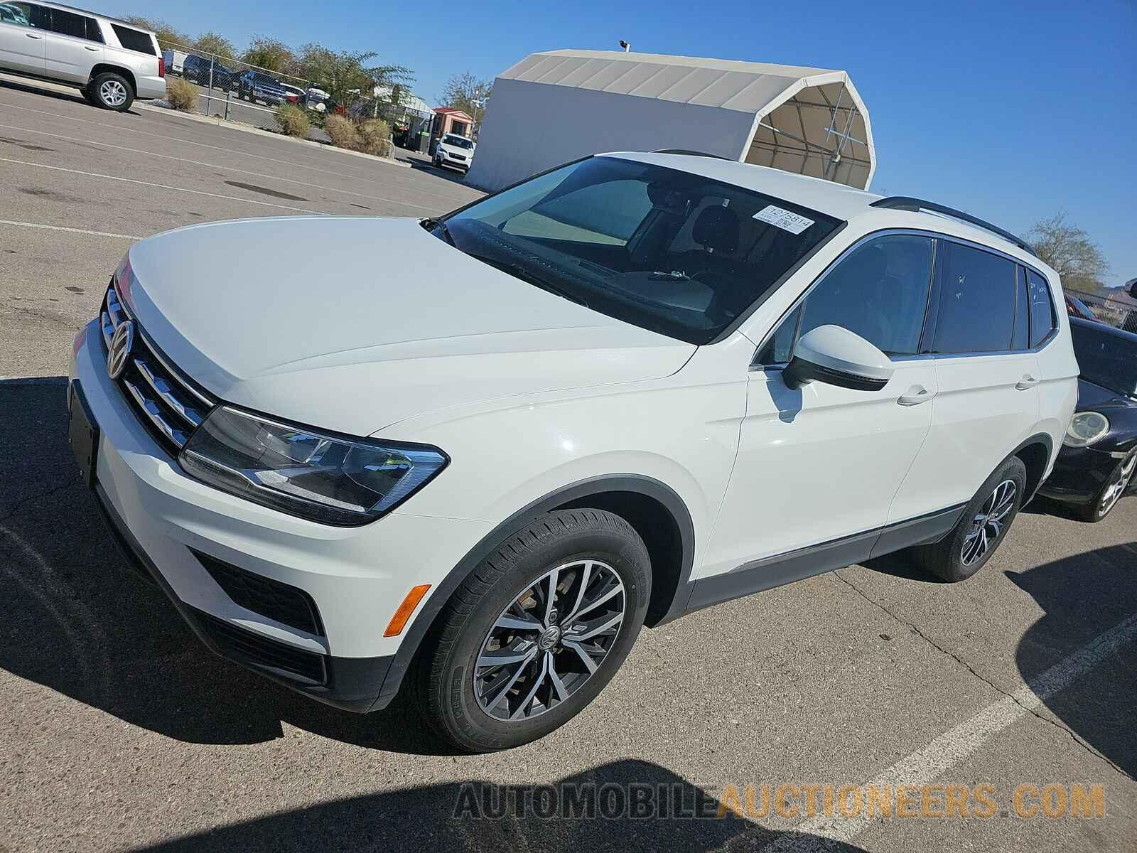 3VV3B7AX4LM034179 Volkswagen Tiguan 2020