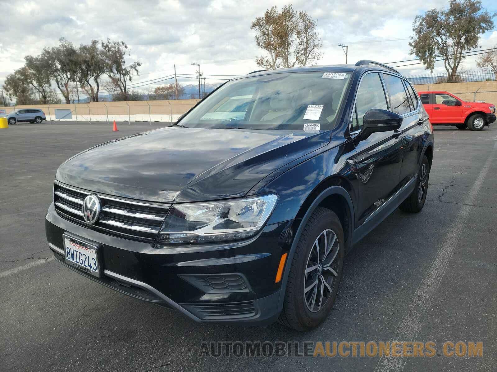 3VV3B7AX4MM054160 Volkswagen Tiguan 2021