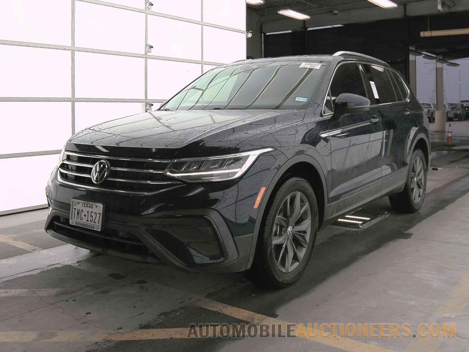 3VV3B7AX4NM145530 Volkswagen Tiguan 2022