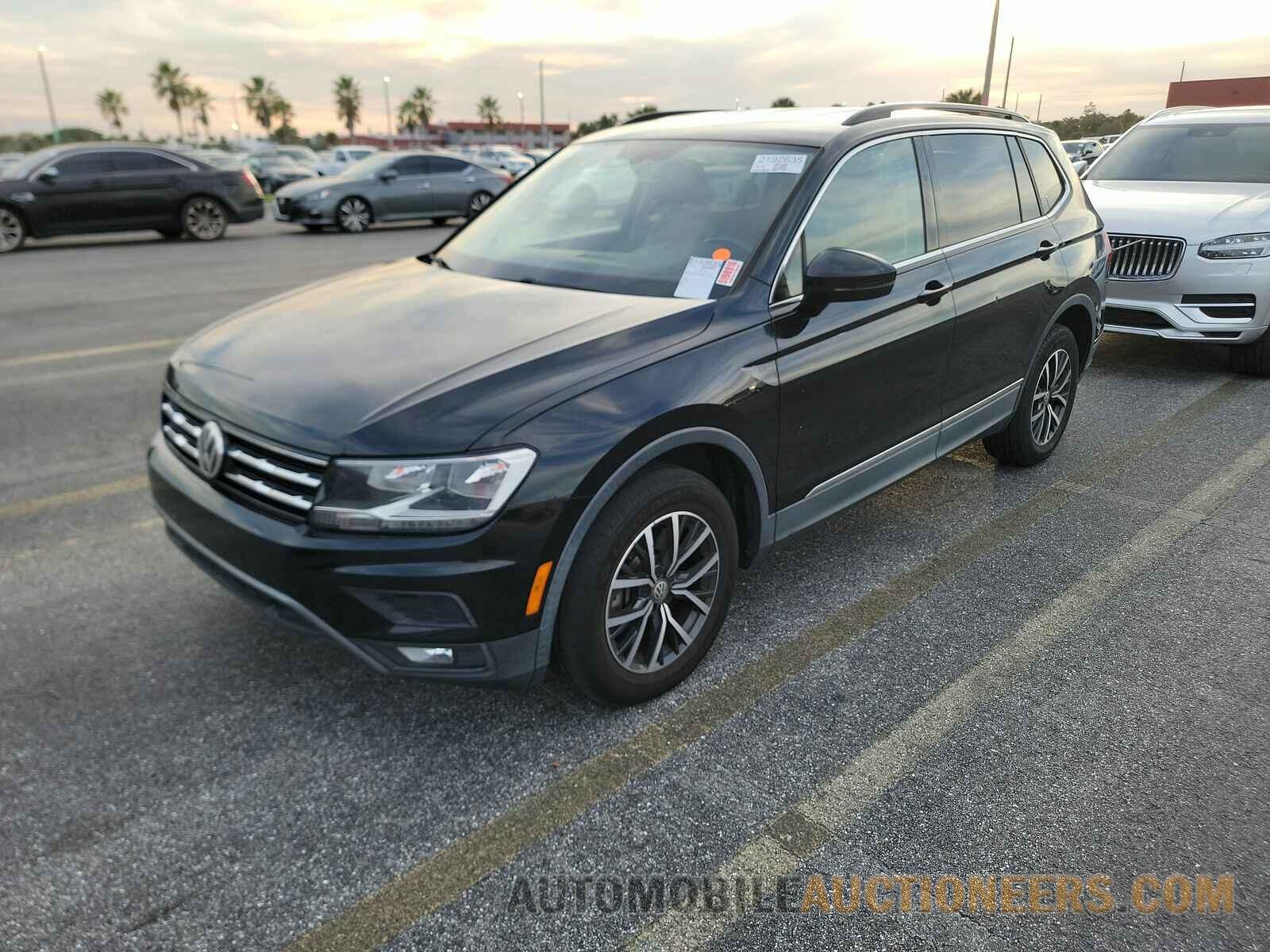 3VV3B7AX5JM004556 Volkswagen Tiguan 2018