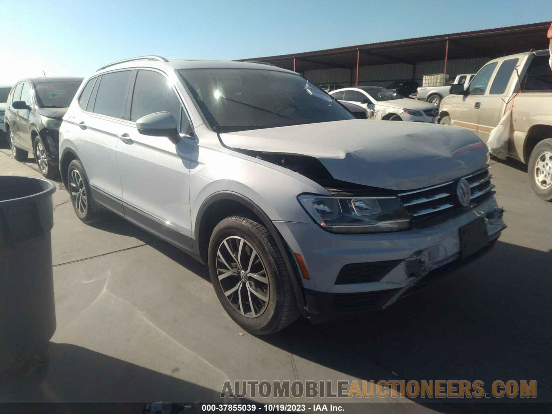 3VV3B7AX5JM195895 VOLKSWAGEN TIGUAN 2018