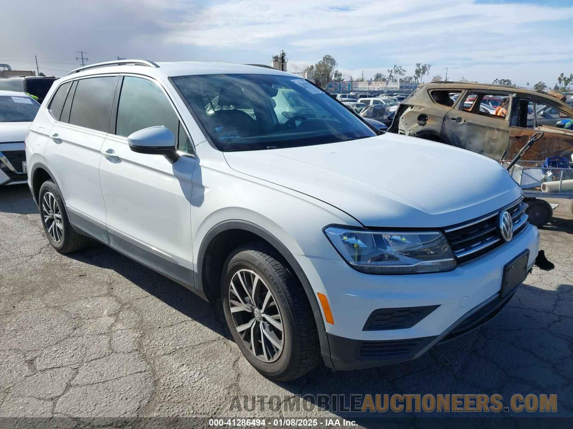 3VV3B7AX5JM221282 VOLKSWAGEN TIGUAN 2018