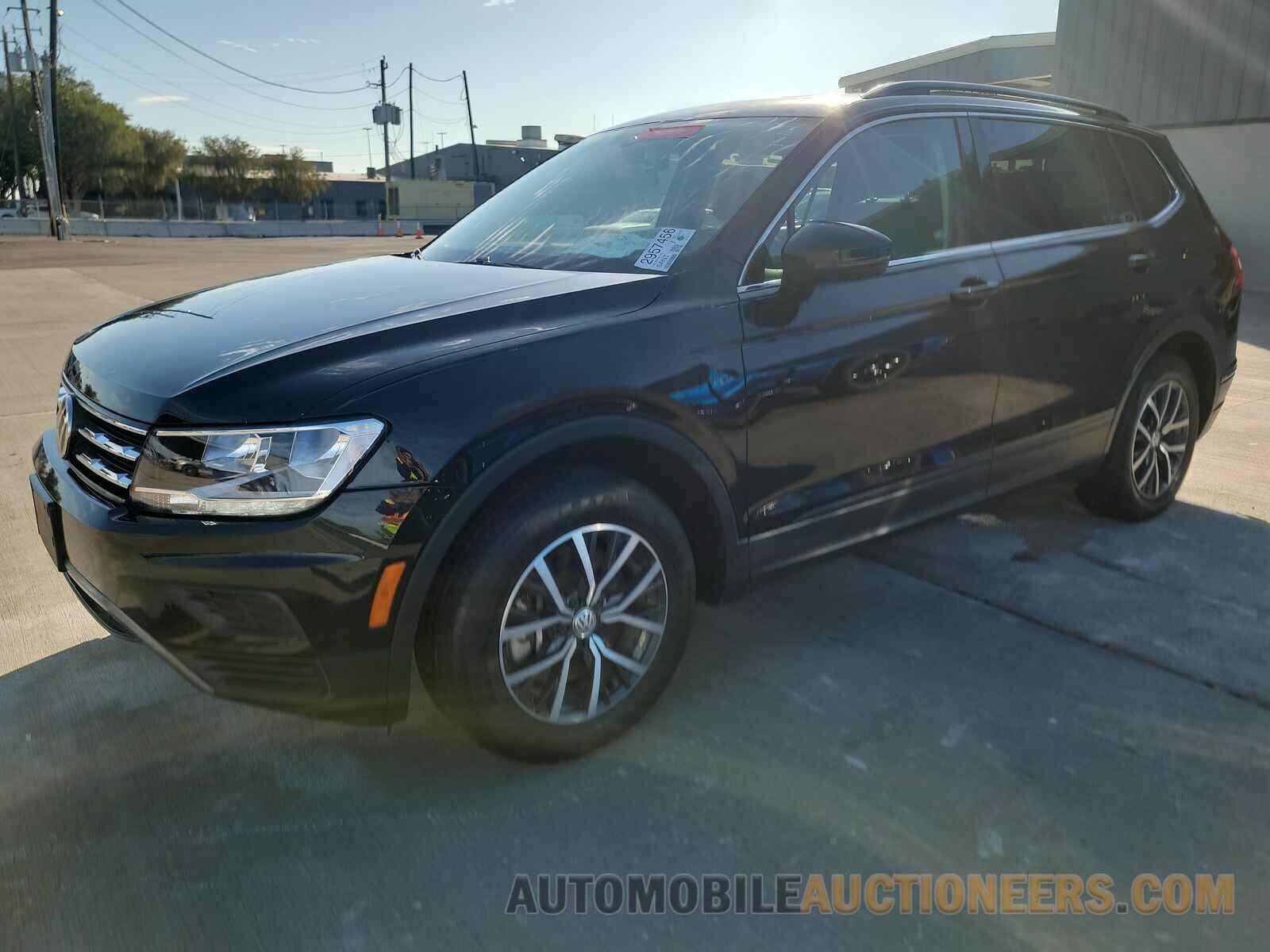 3VV3B7AX5KM157570 Volkswagen Tiguan 2019