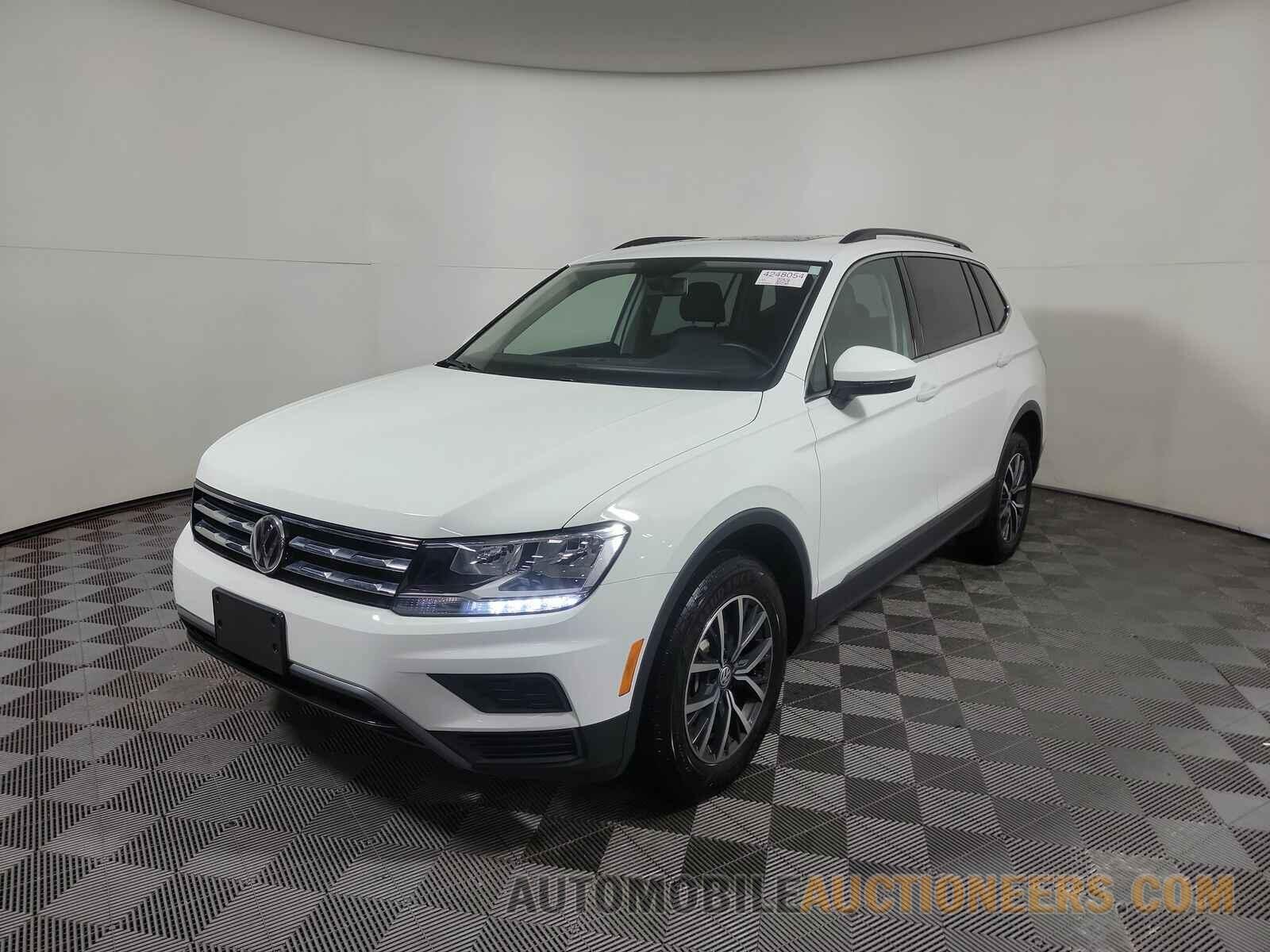 3VV3B7AX5LM091622 Volkswagen Tiguan 2020