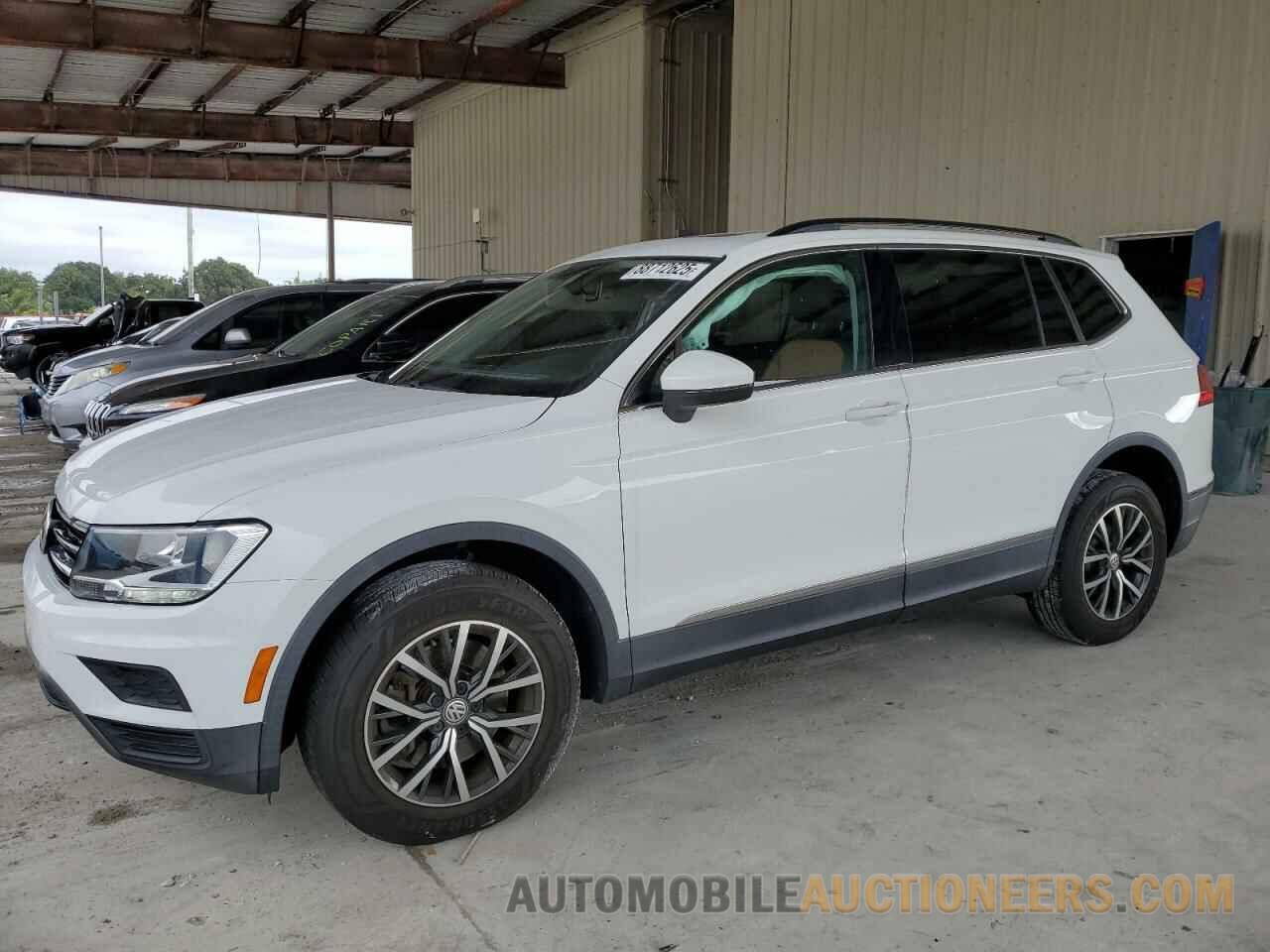 3VV3B7AX6JM220464 VOLKSWAGEN TIGUAN 2018