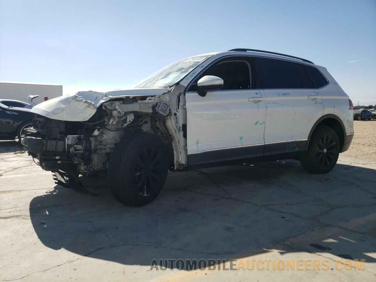 3VV3B7AX7JM042774 VOLKSWAGEN TIGUAN 2018