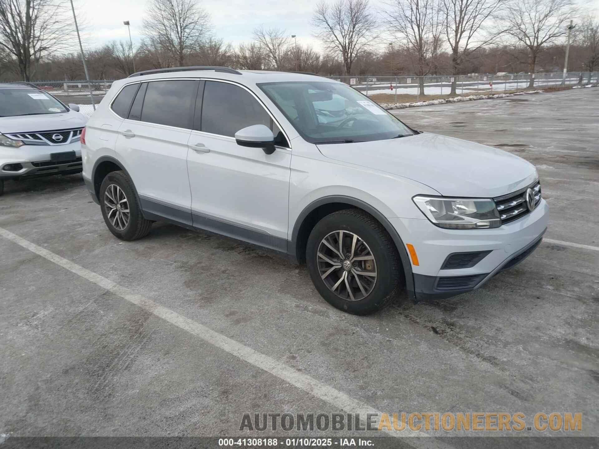 3VV3B7AX7JM195624 VOLKSWAGEN TIGUAN 2018