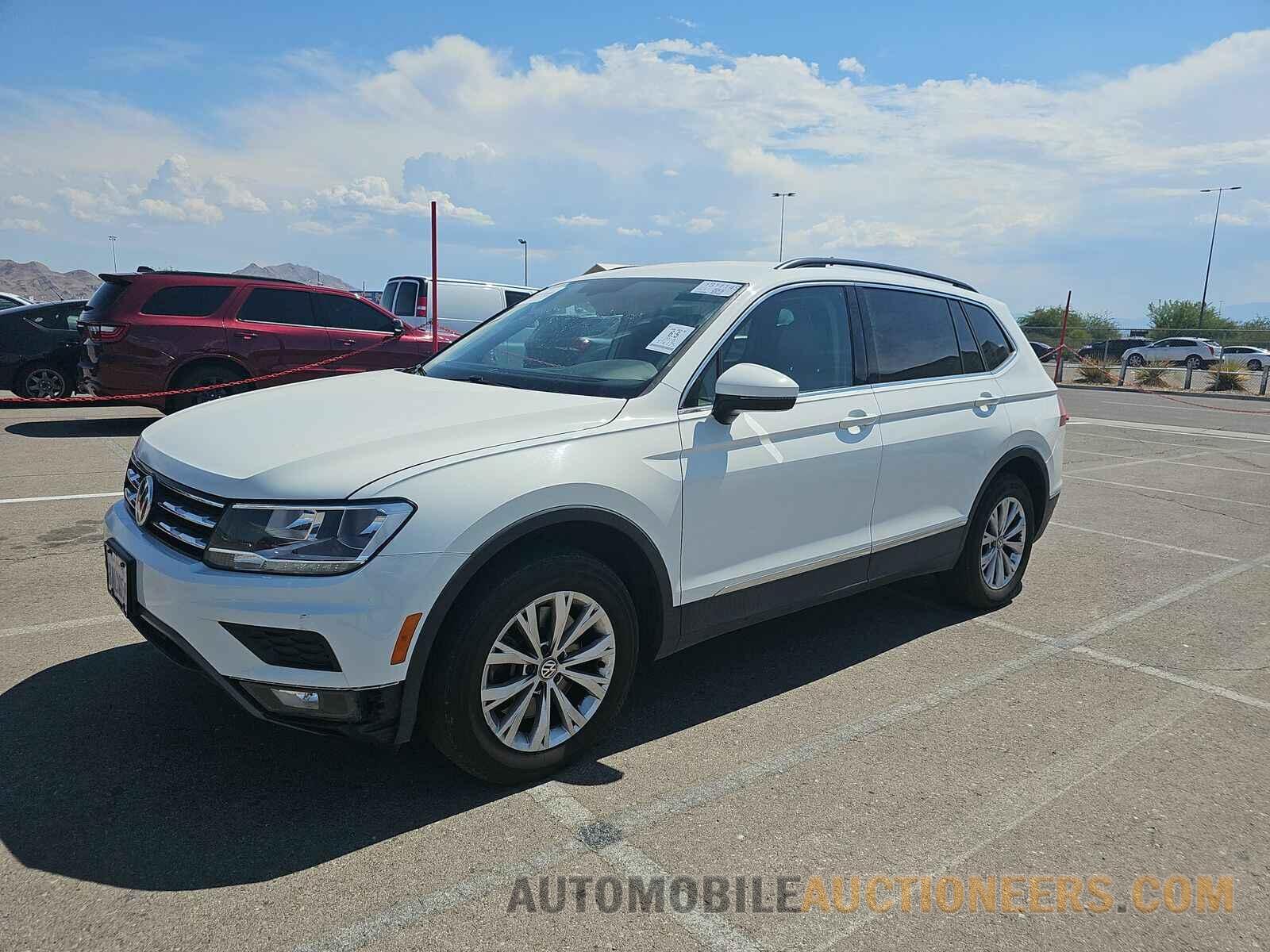 3VV3B7AX8JM001070 Volkswagen Tiguan 2018