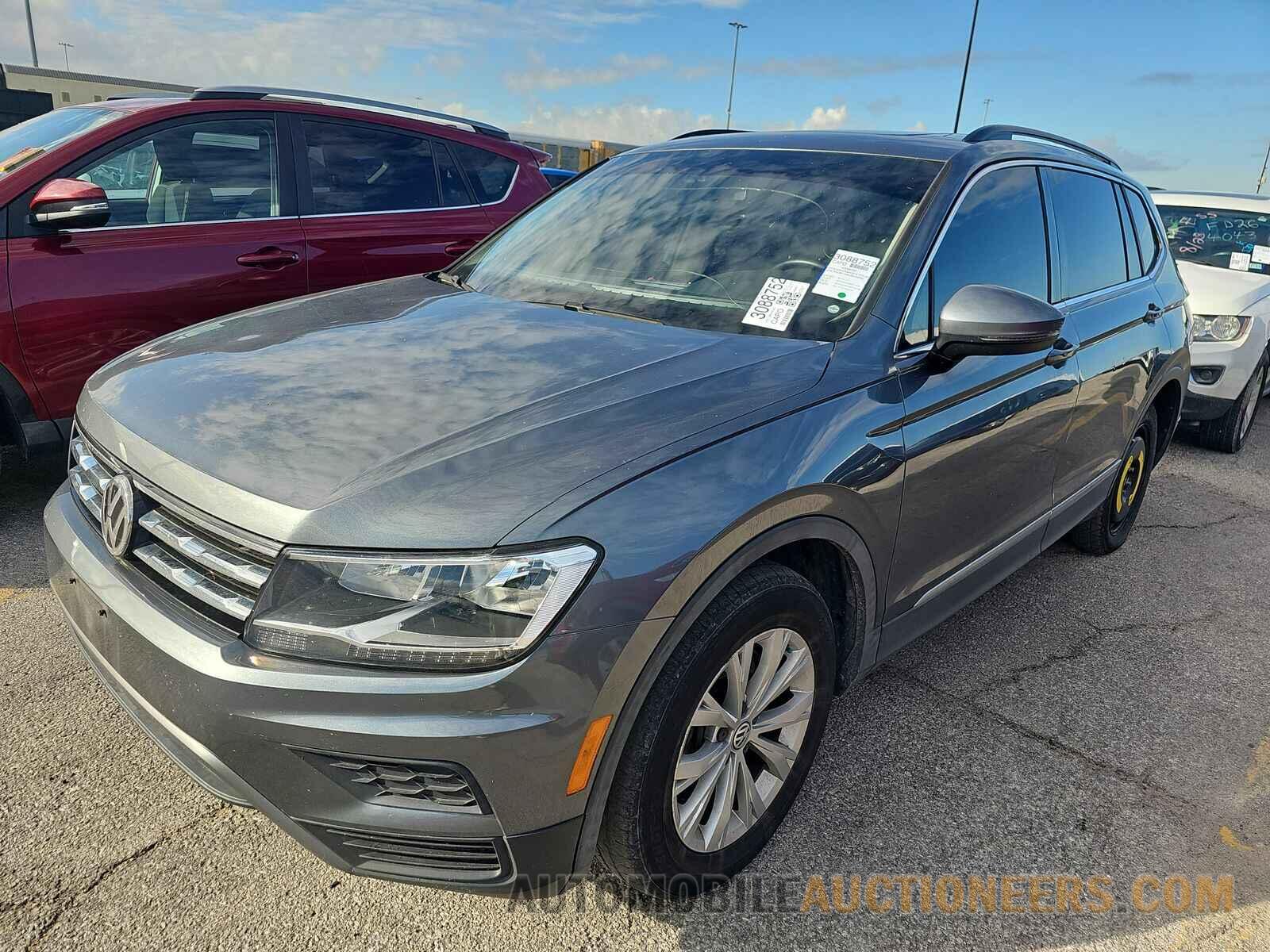 3VV3B7AX8JM049040 Volkswagen Tiguan 2018