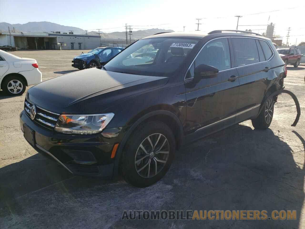 3VV3B7AX8JM198774 VOLKSWAGEN TIGUAN 2018