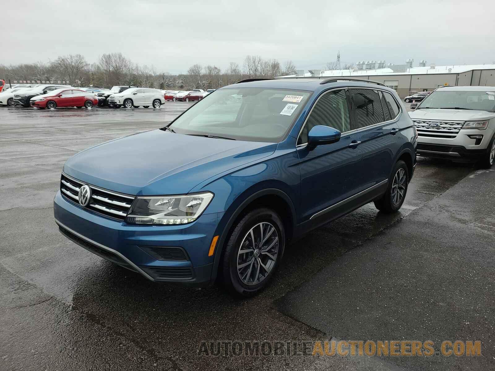 3VV3B7AX8LM080632 Volkswagen Tiguan 2020