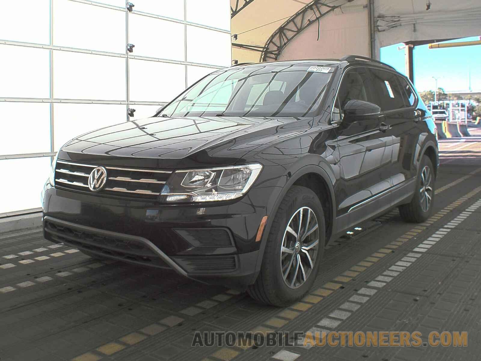 3VV3B7AX8LM114228 Volkswagen Tiguan 2020