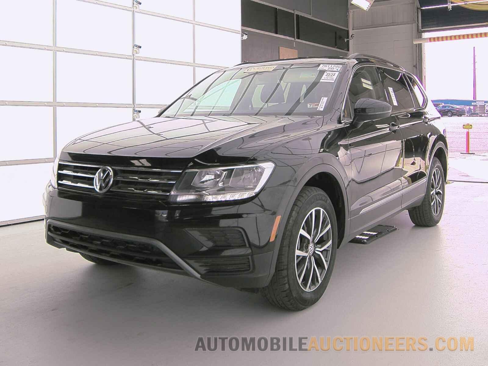 3VV3B7AX8LM115718 Volkswagen Tiguan 2020