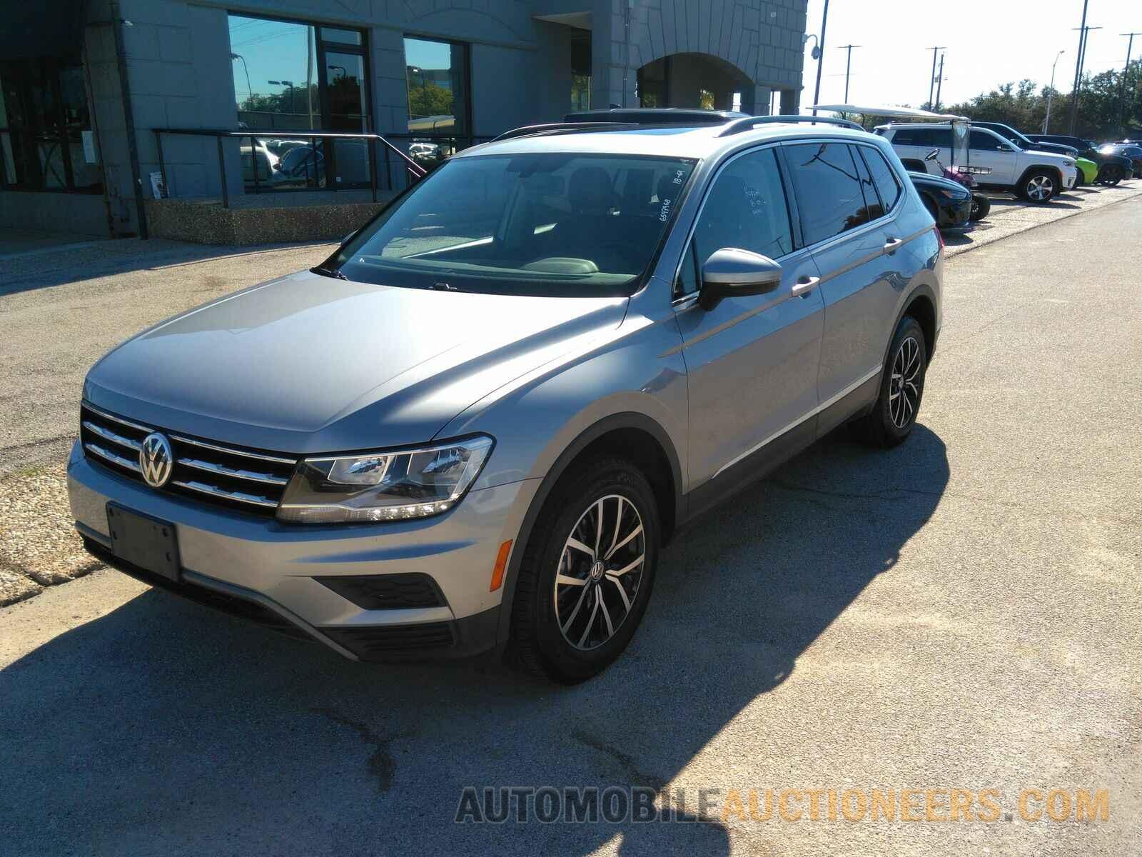 3VV3B7AX8MM112013 Volkswagen Tiguan 2021