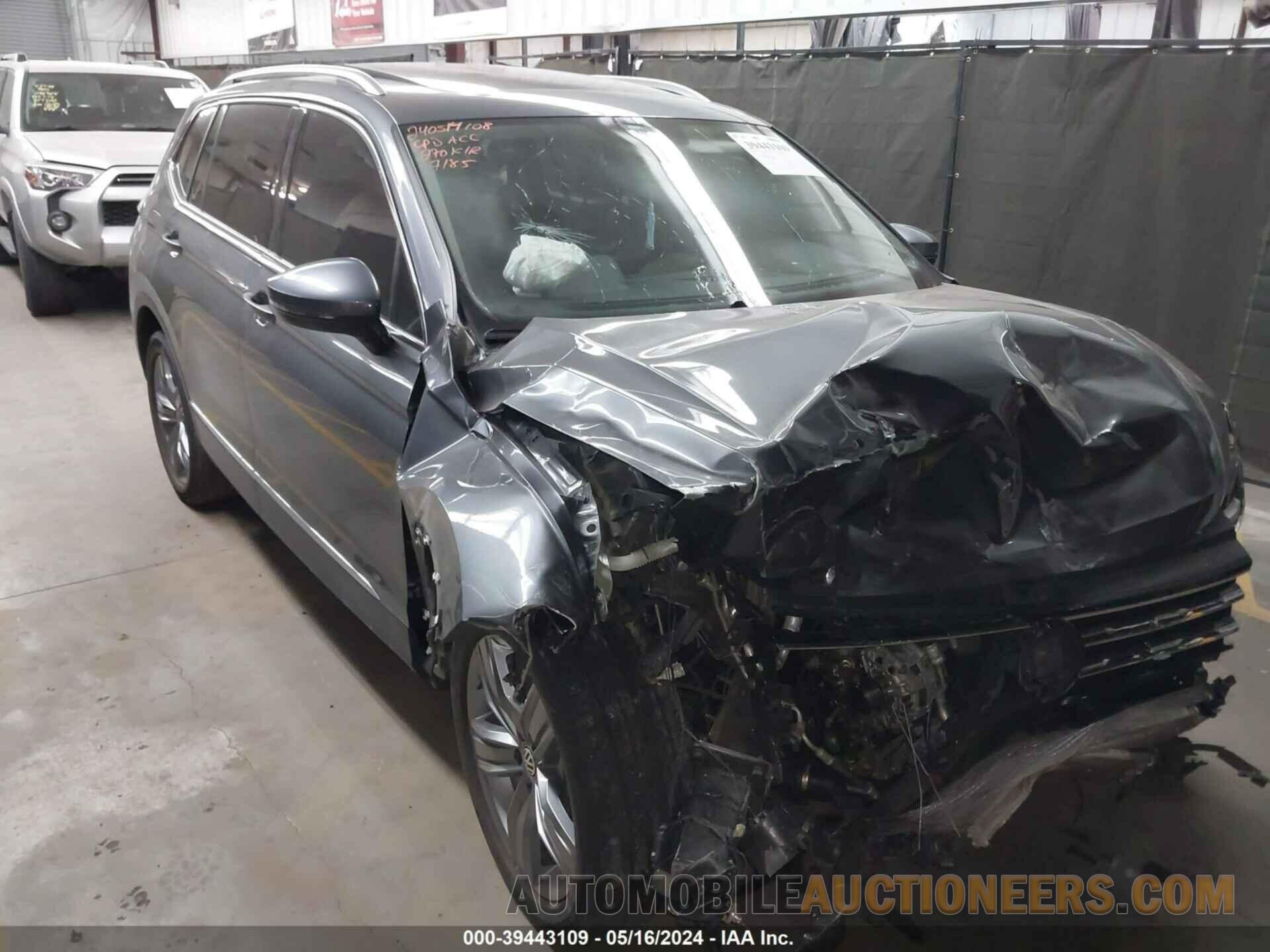 3VV3B7AX8MM137185 VOLKSWAGEN TIGUAN 2021