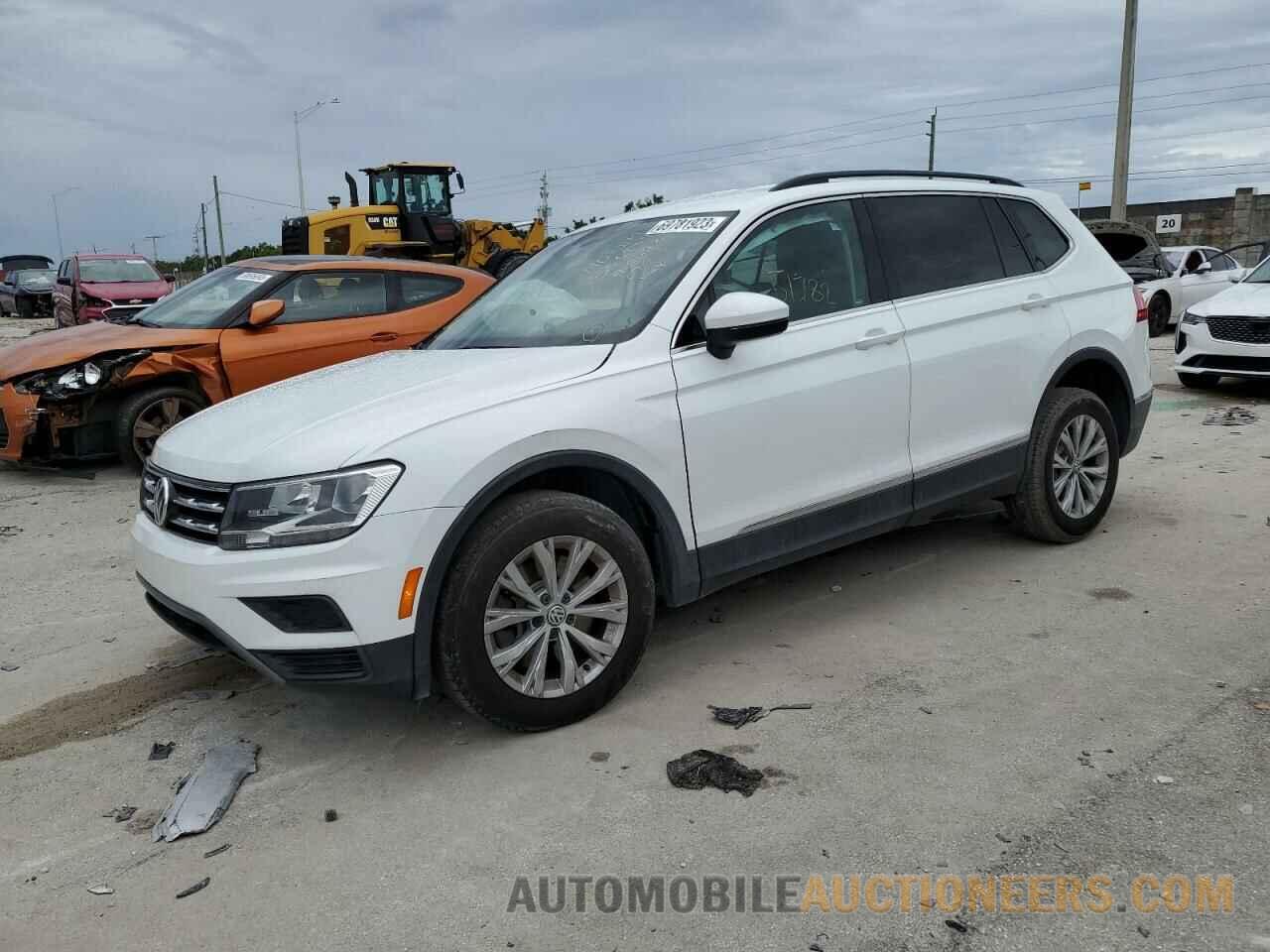 3VV3B7AX9JM090793 VOLKSWAGEN TIGUAN 2018