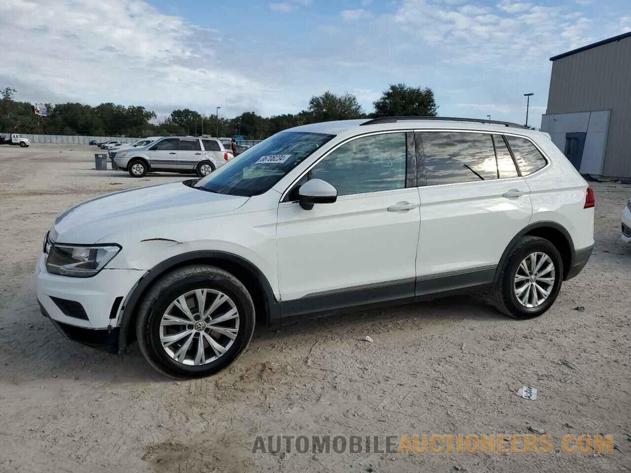 3VV3B7AX9JM134808 VOLKSWAGEN TIGUAN 2018