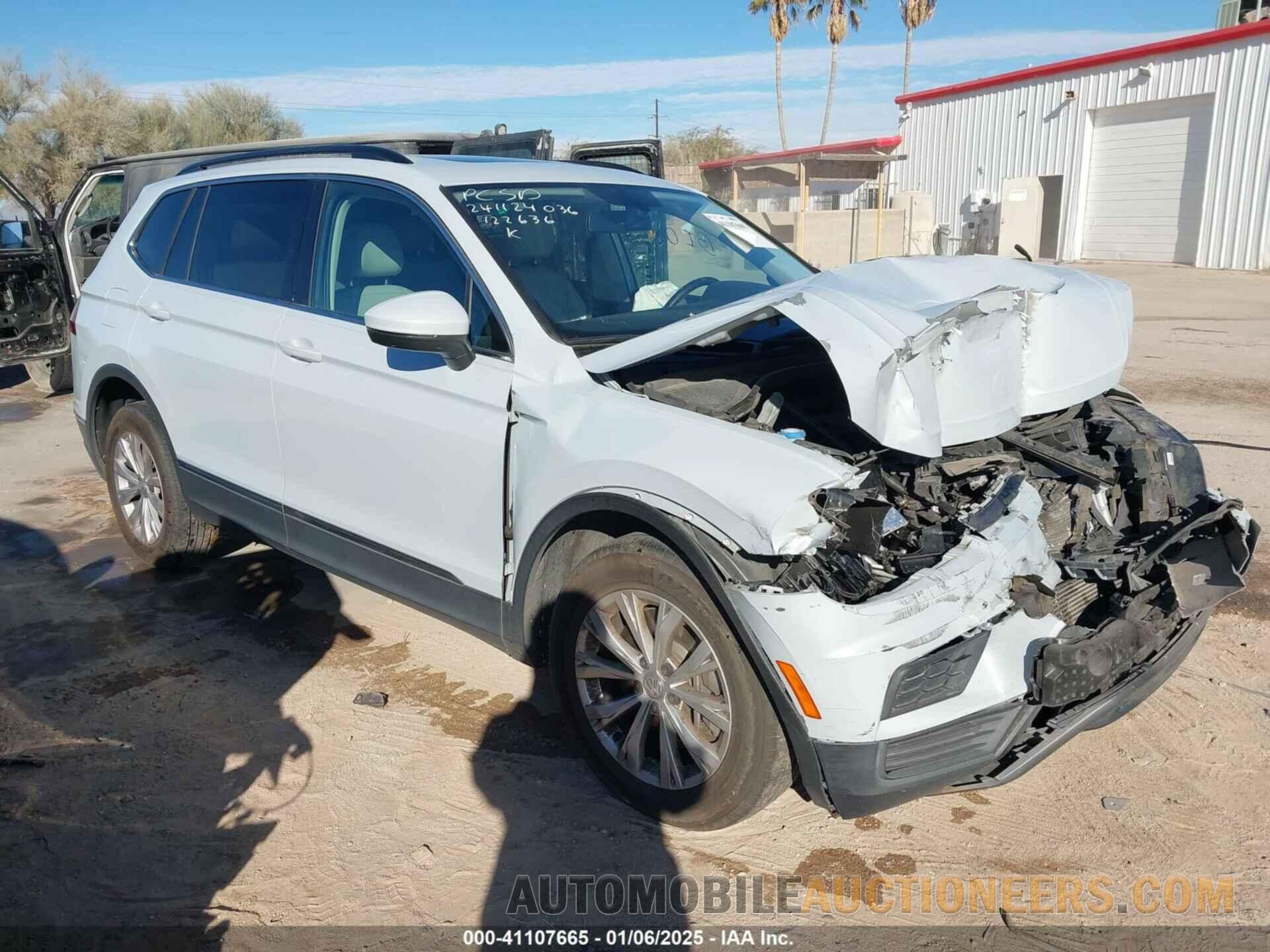 3VV3B7AX9JM160521 VOLKSWAGEN TIGUAN 2018