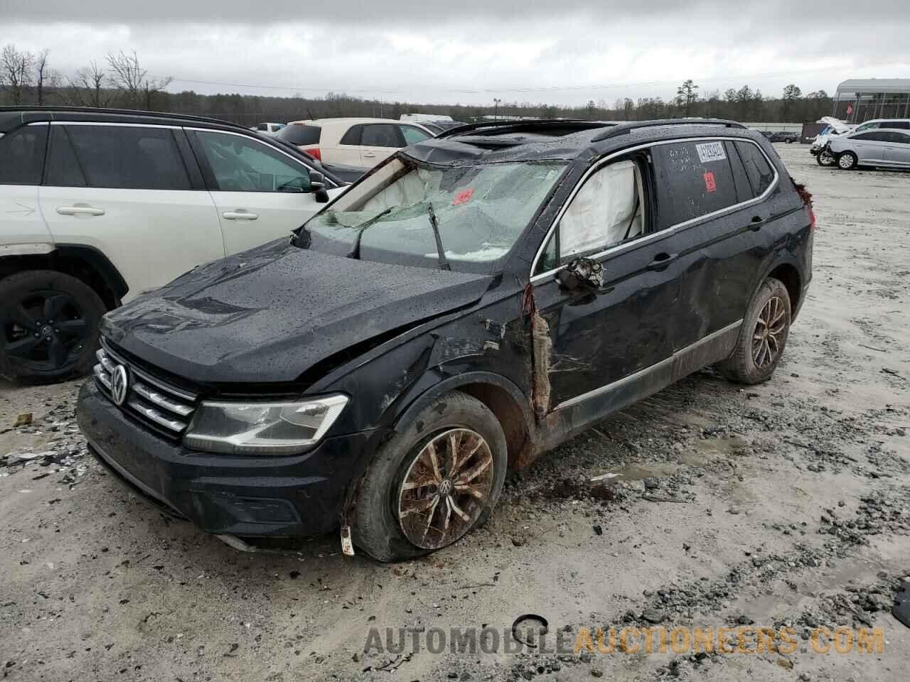 3VV3B7AX9JM206588 VOLKSWAGEN TIGUAN 2018