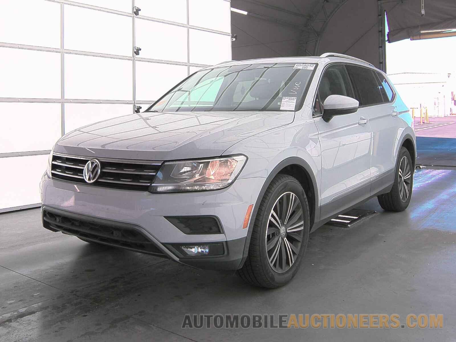 3VV3B7AX9KM030028 Volkswagen Tiguan 2019