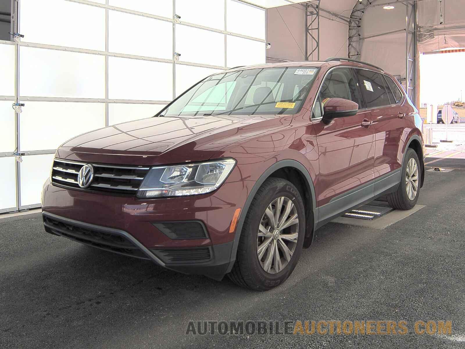 3VV3B7AX9KM153795 Volkswagen Tiguan 2019