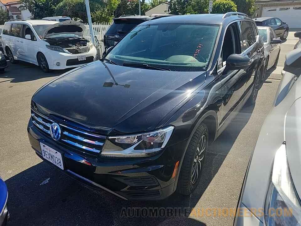 3VV3B7AX9KM187025 Volkswagen Tiguan 2019