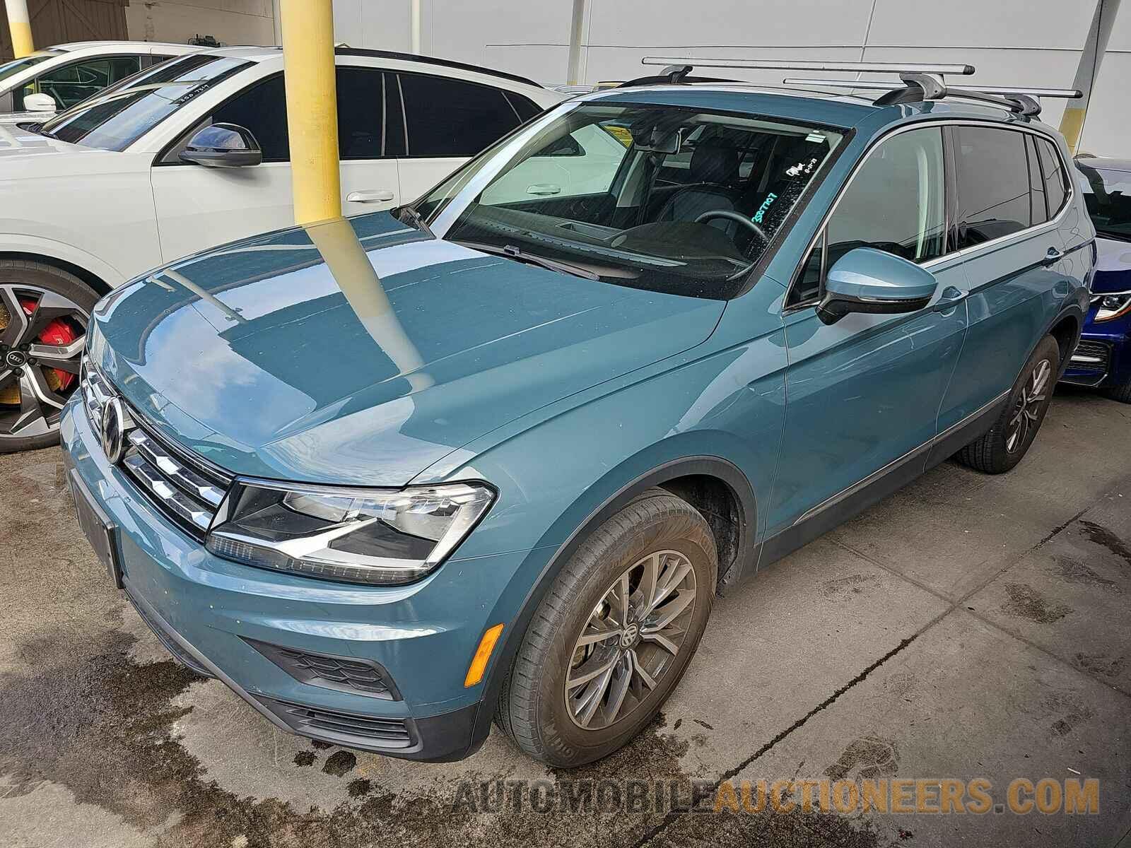 3VV3B7AX9LM101066 Volkswagen Tiguan 2020