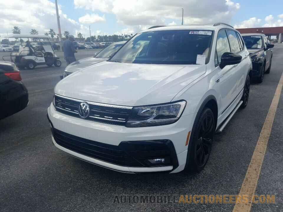 3VV3B7AX9LM124833 Volkswagen Tiguan 2020