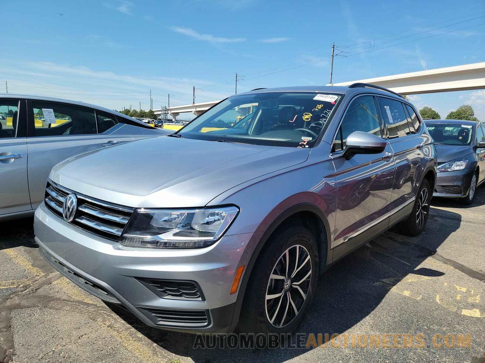 3VV3B7AX9MM100596 Volkswagen Tiguan 2021