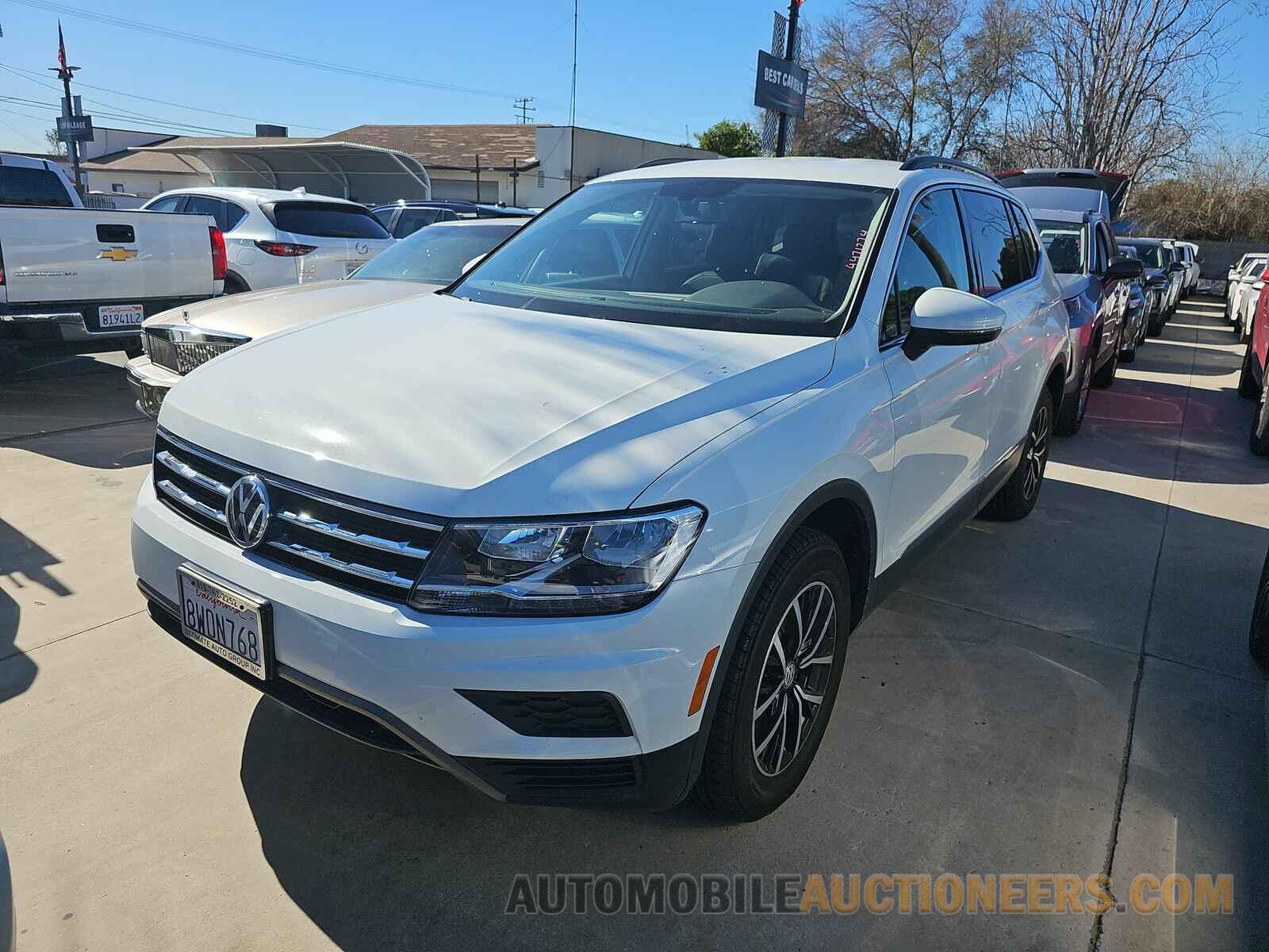 3VV3B7AX9MM116930 Volkswagen Tiguan 2021