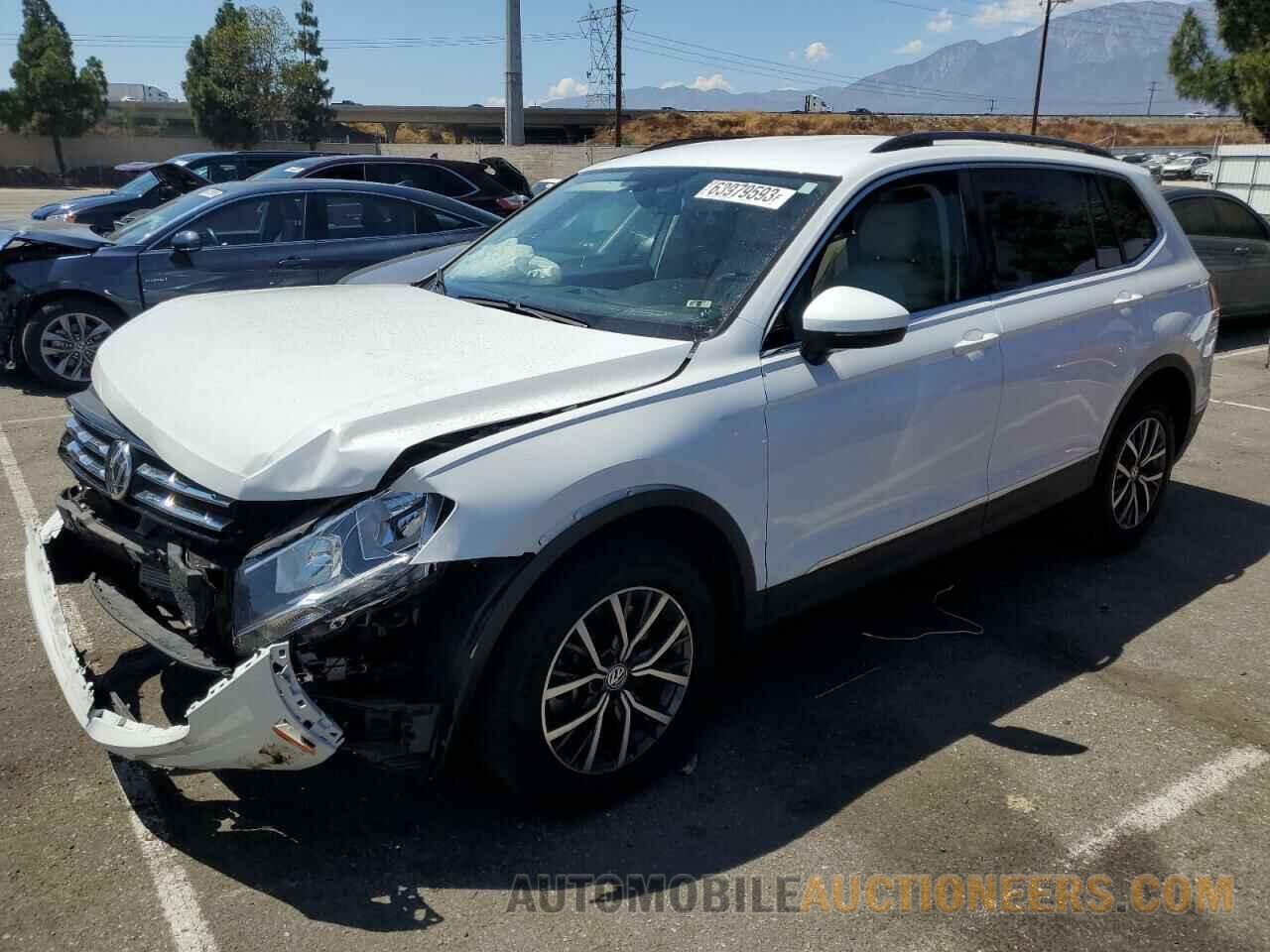 3VV3B7AXXLM008833 VOLKSWAGEN TIGUAN 2020