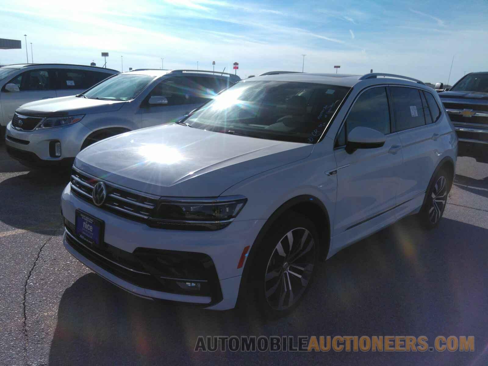 3VV4B7AX2KM015634 Volkswagen Tiguan 2019