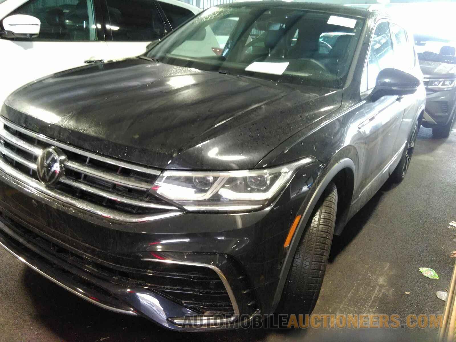 3VV4B7AX7PM015989 Volkswagen Tiguan 2023