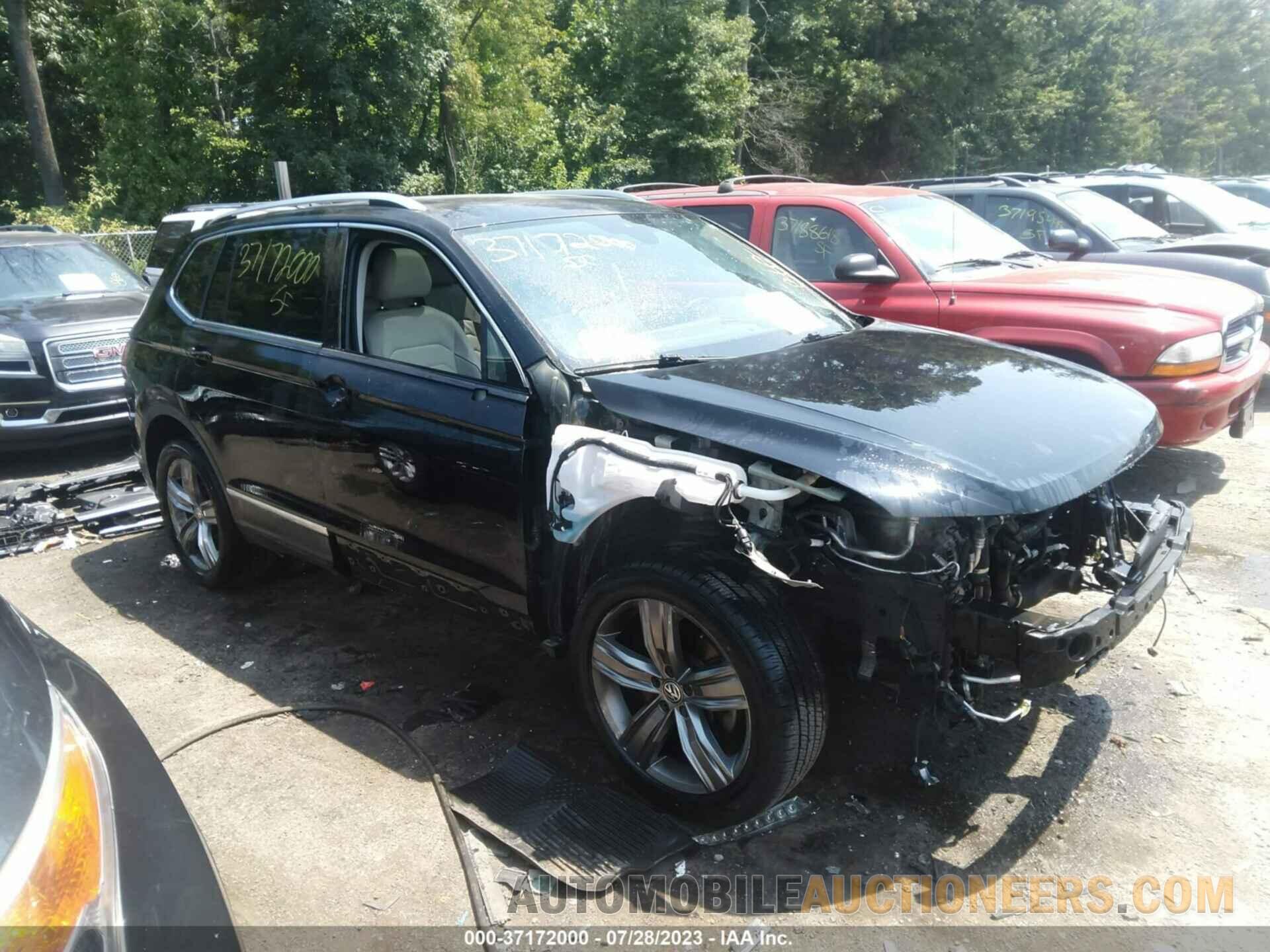 3VV5B7AX2JM003695 VOLKSWAGEN TIGUAN 2018