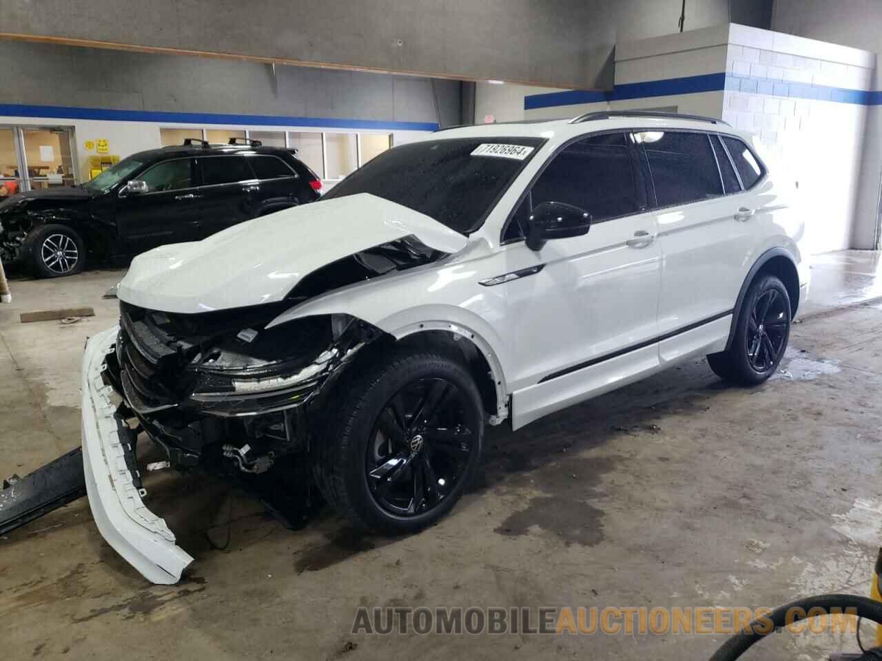 3VV8B7AX7RM018752 VOLKSWAGEN TIGUAN 2024