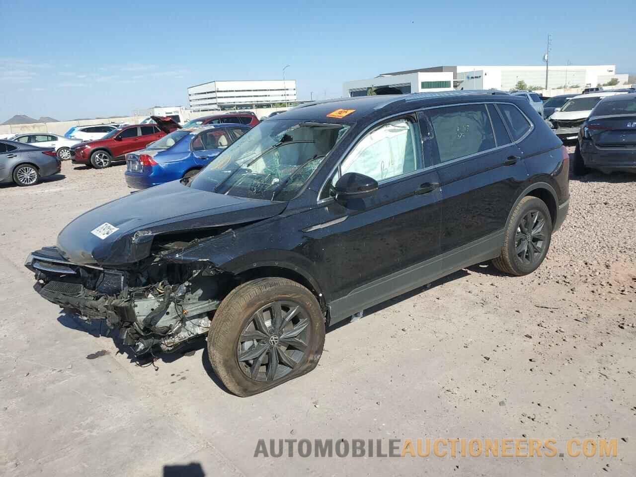 3VVMB7AX3RM092166 VOLKSWAGEN TIGUAN 2024