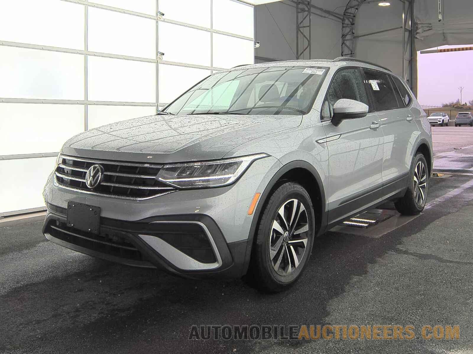 3VVRB7AXXPM064643 Volkswagen Tiguan 2023