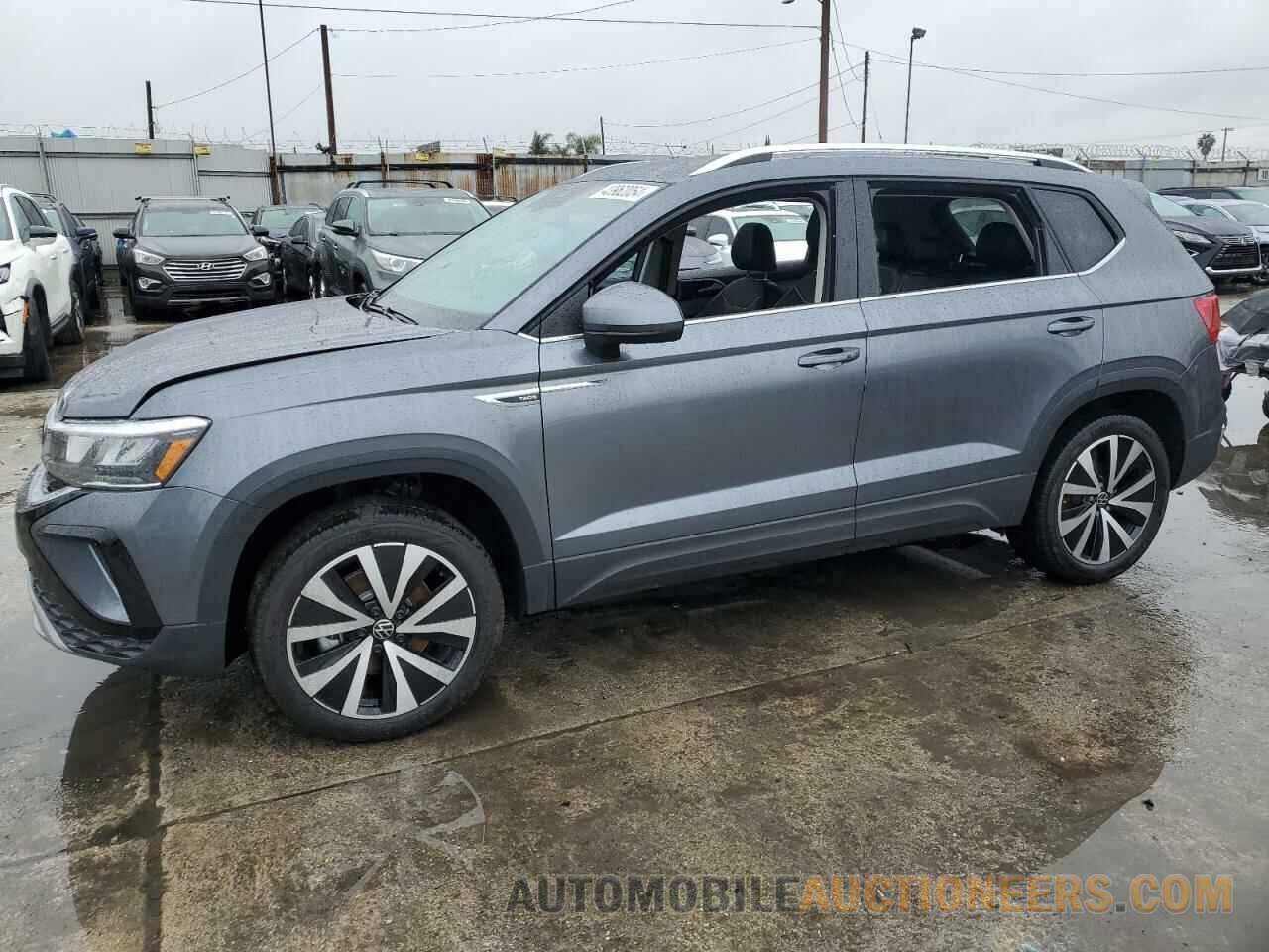 3VVSX7B28RM004255 VOLKSWAGEN TAOS SE 2024