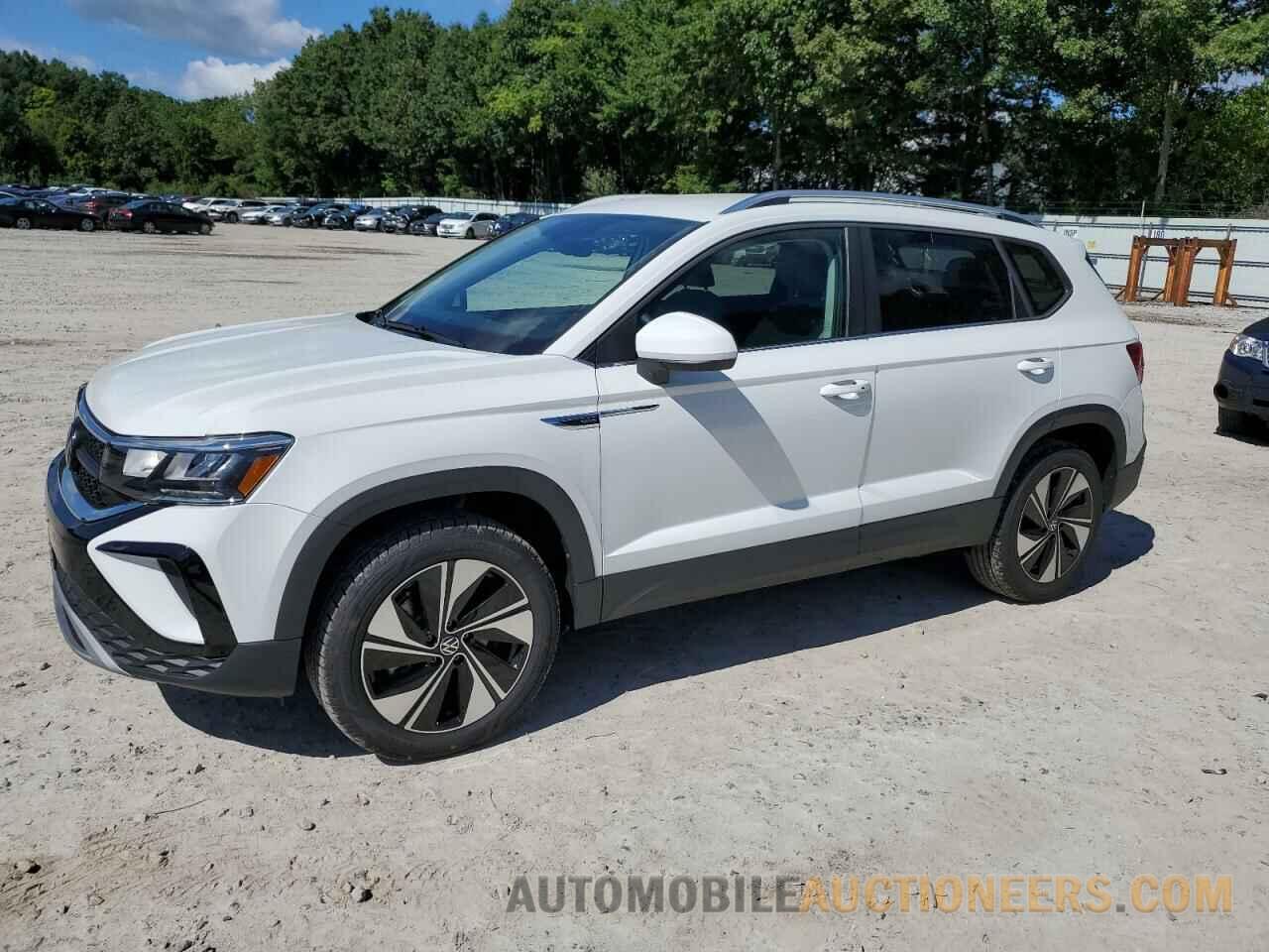 3VVUX7B22RM038720 VOLKSWAGEN TAOS SE 2024