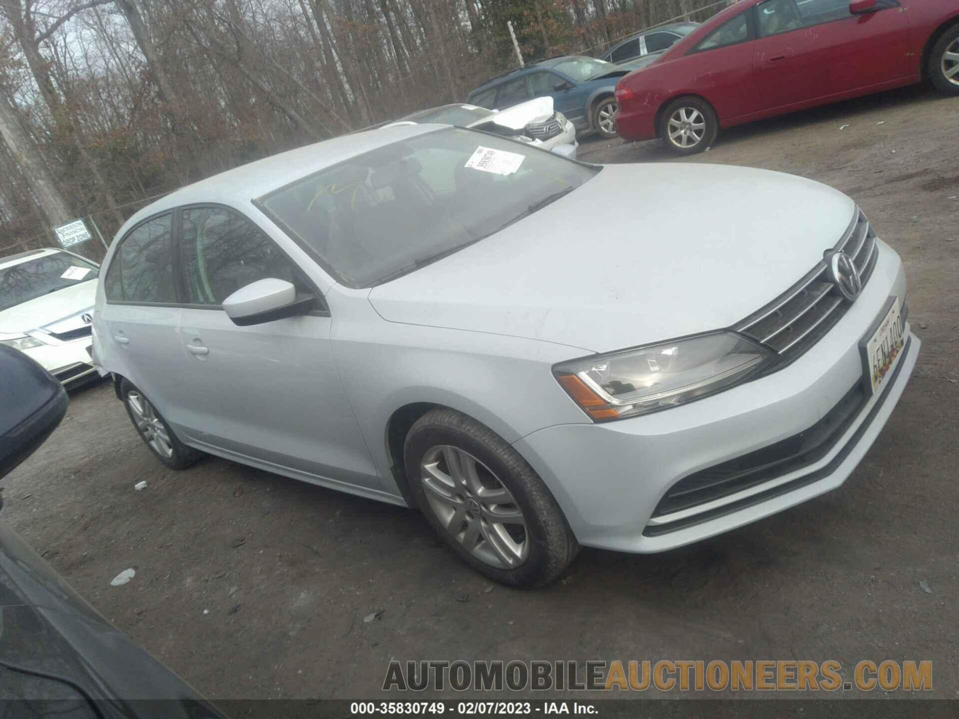 3VW167AJ4JM221194 VOLKSWAGEN JETTA 2018