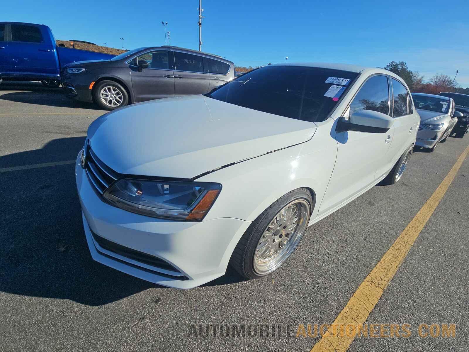 3VW167AJ8HM310857 Volkswagen Jetta 2017